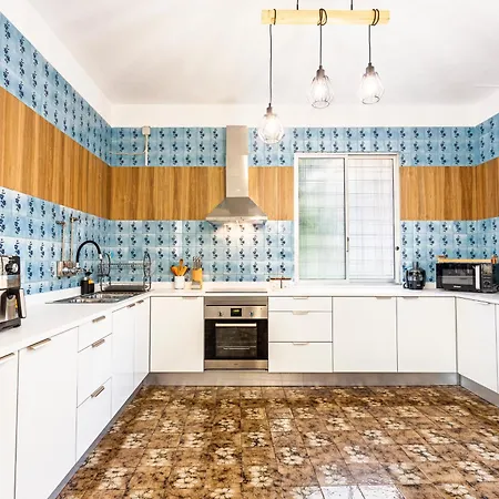 בית נופש Villa Funchal *