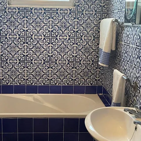 בית נופש Villa Funchal *