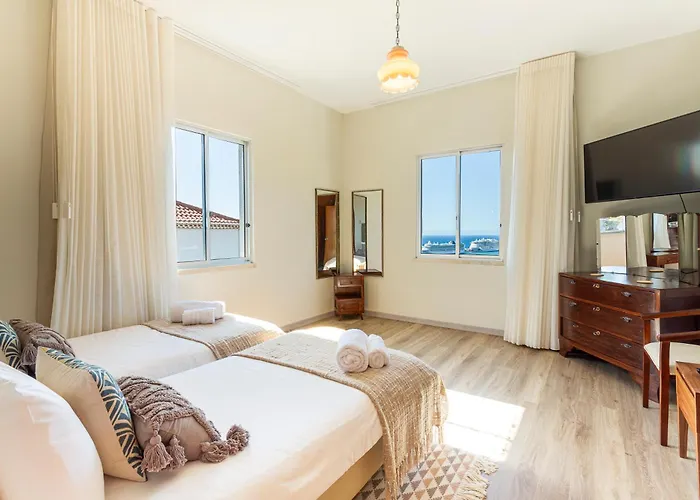 Villa Funchal 펜션 푼샬